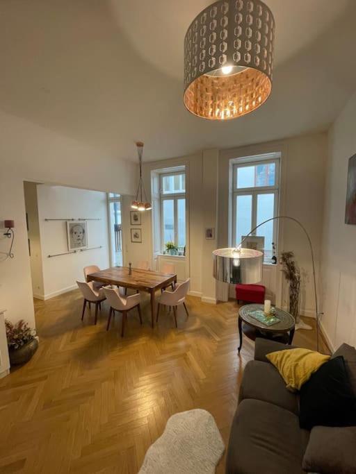 Appartamento Townhouse Sternwarte Vienna Esterno foto